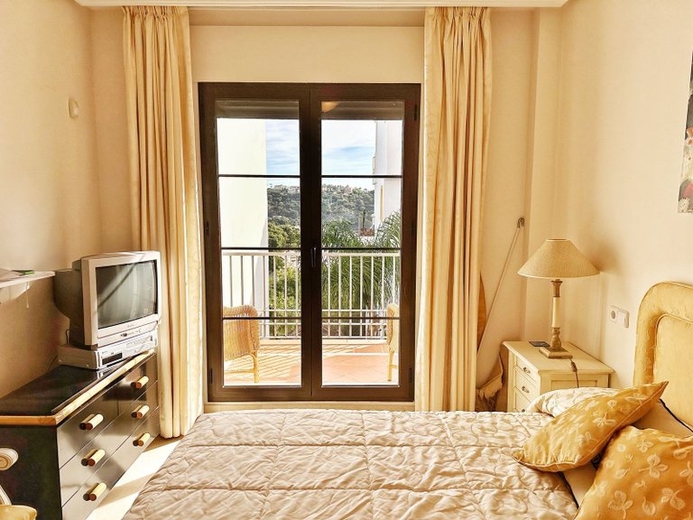 Middle Floor Apartment in Los Arqueros 8