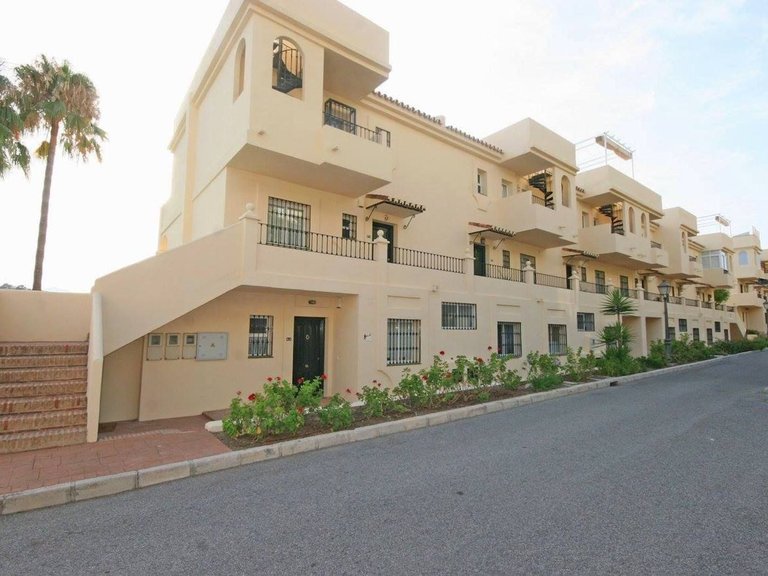 Apartamento Planta Baja en La Quinta 2