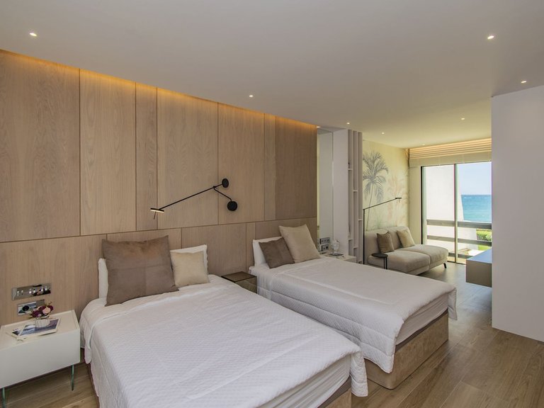 Town House for Sale in Marbella, Malaga, Marbella Golden Mile 17