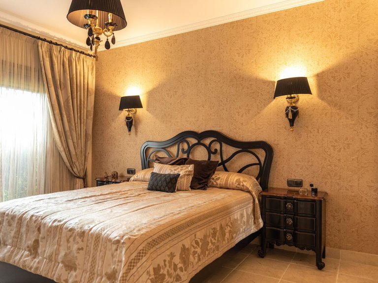 Bottenvåningslägenhet i Benahavís 18