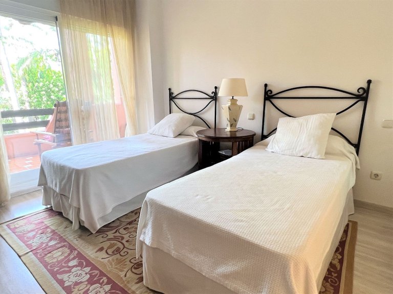 Apartamento Planta Media en Guadalmina Baja 18