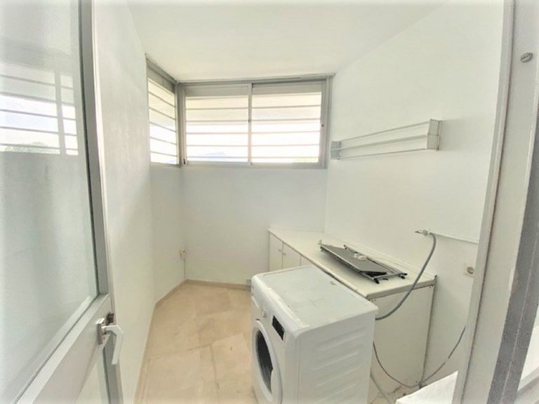 Middle Floor Apartment in Guadalmina Alta 14