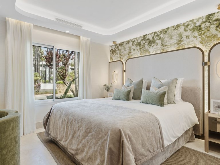 Apartment for Sale in Marbella, Malaga 12