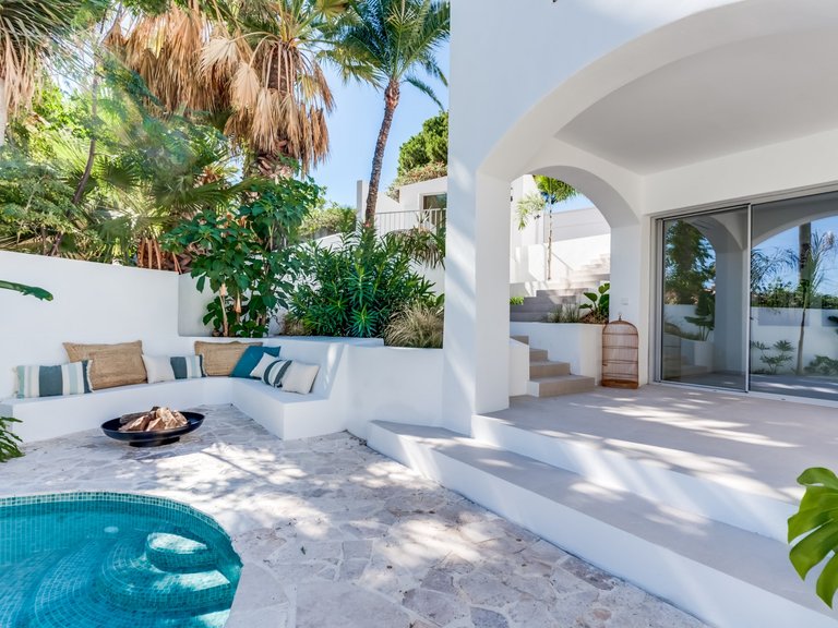 Villa for Sale in Marbella, Malaga 34