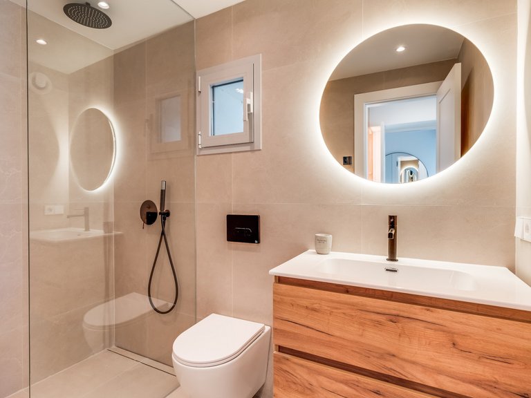 Villa for Sale in Marbella, Malaga 8