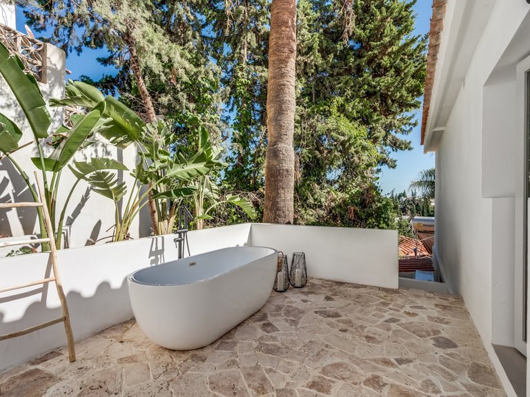 Villa for Sale in Marbella, Malaga 21