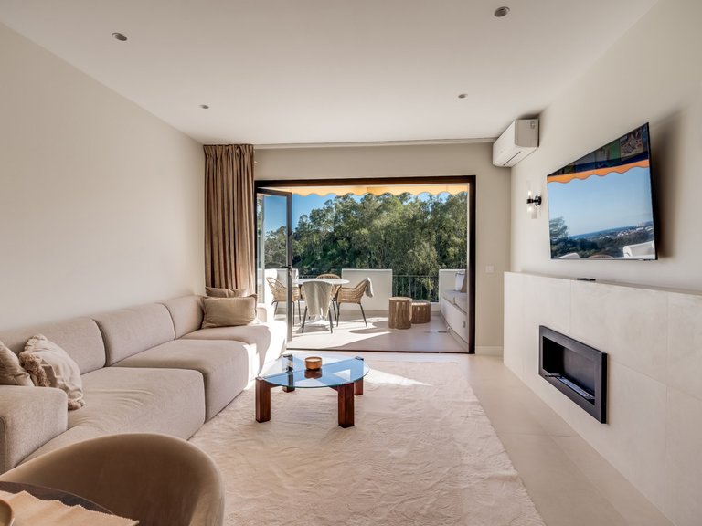 Apartment for Sale in Benahavis, Malaga 5