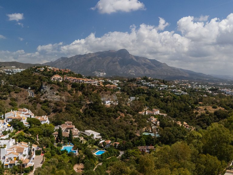 Apartment for Sale in Benahavis, Malaga 25