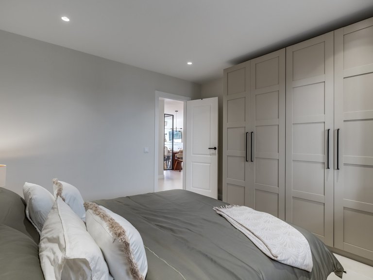 Apartment for Sale in Benahavis, Malaga 12