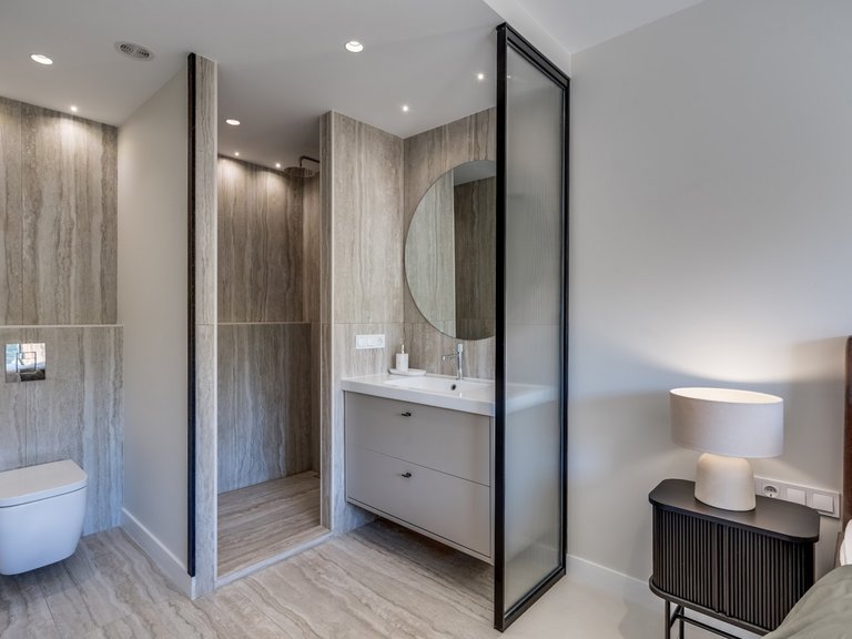 Apartment for Sale in Benahavis, Malaga 11