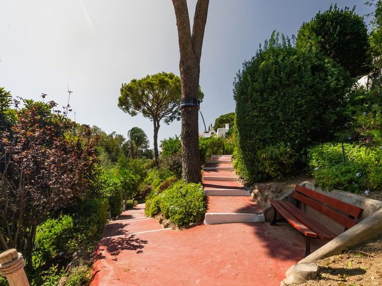 Apartment for Sale in Benahavis, Malaga 27