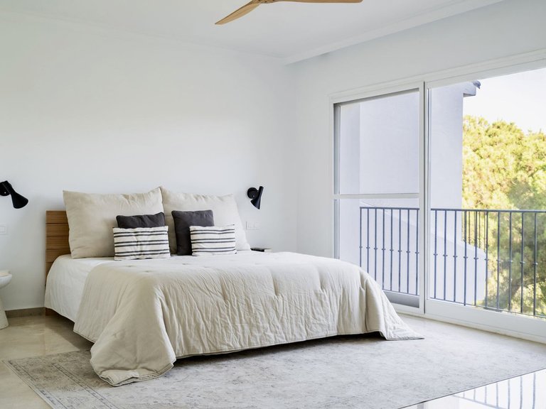 Town House for Sale in Benahavis, Malaga 24