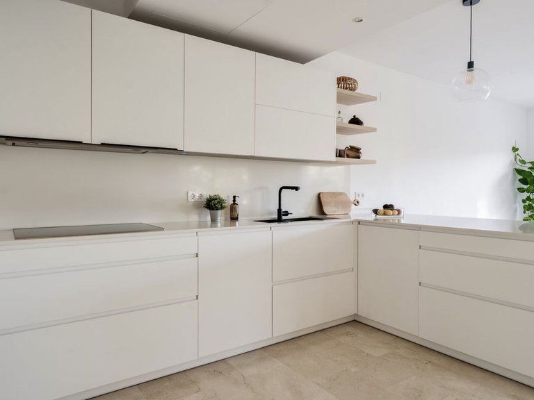 Town House for Sale in Benahavis, Malaga 20