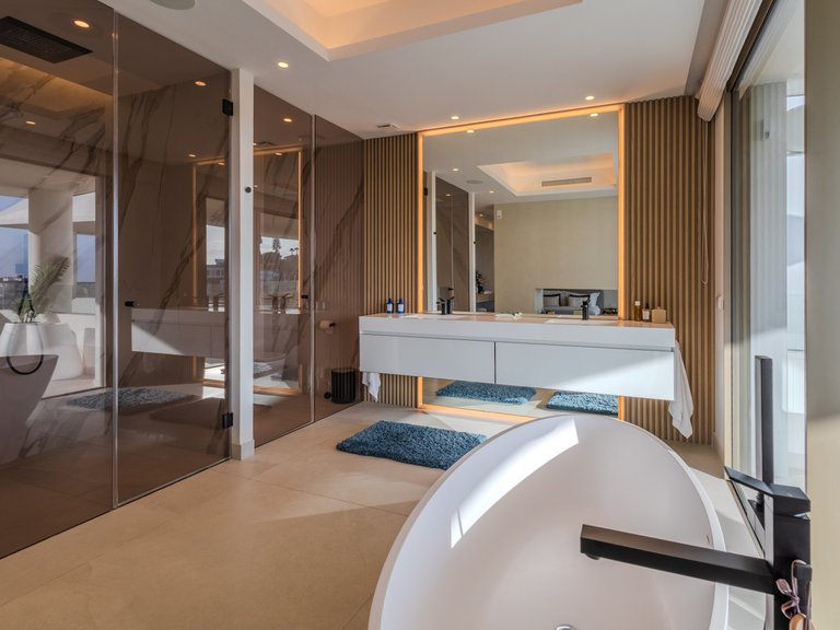 Town House for Sale in Marbella, Malaga 38