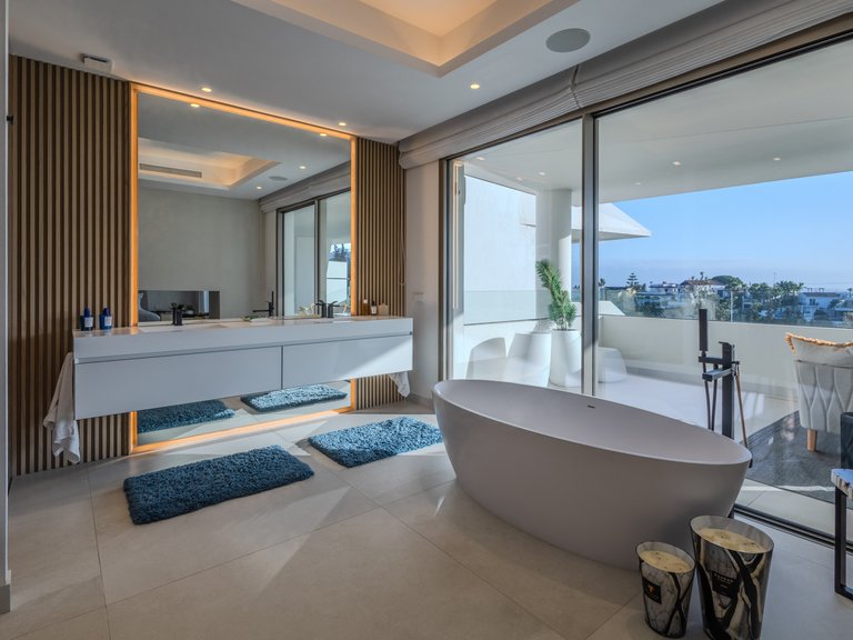 Town House for Sale in Marbella, Malaga 37