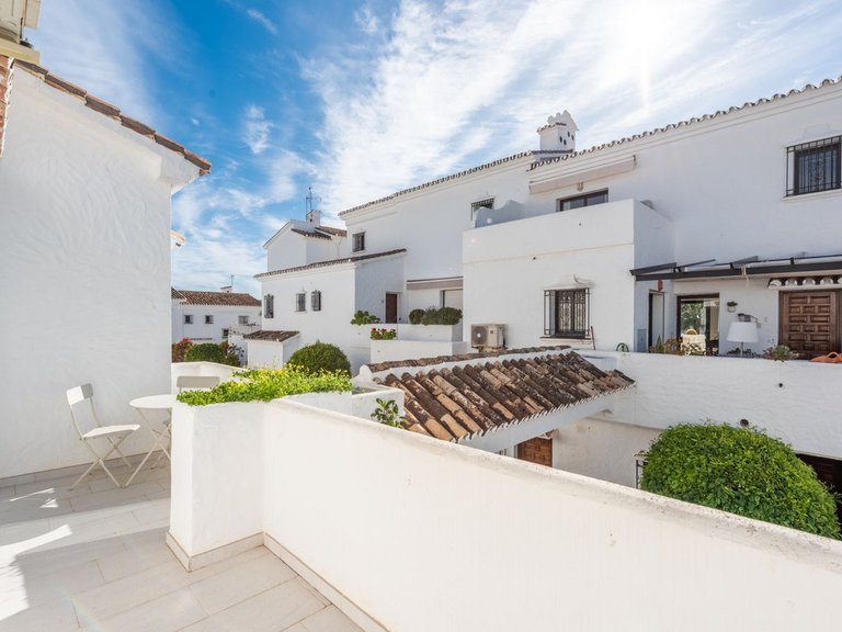 Town House for Sale in Marbella, Malaga 21