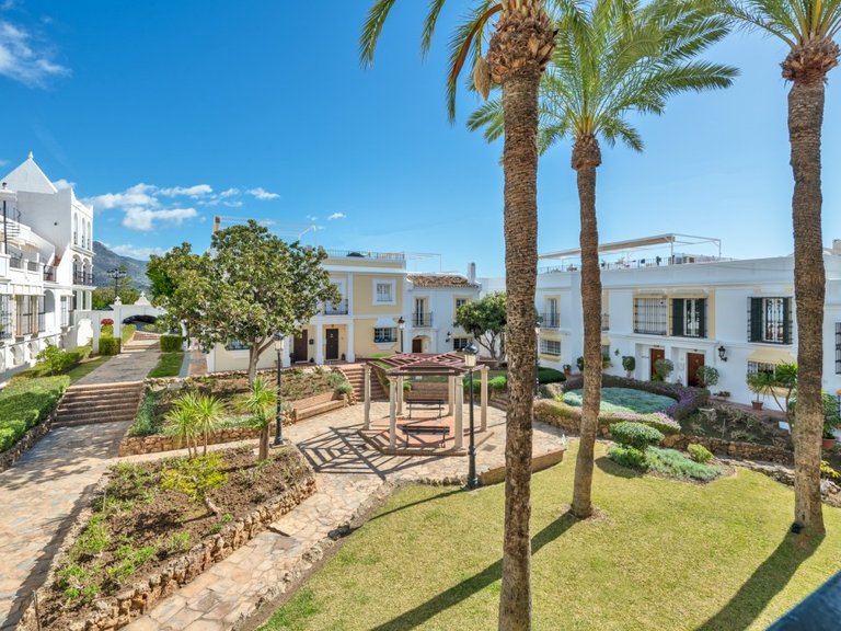 Town House for Sale in Marbella, Malaga 19