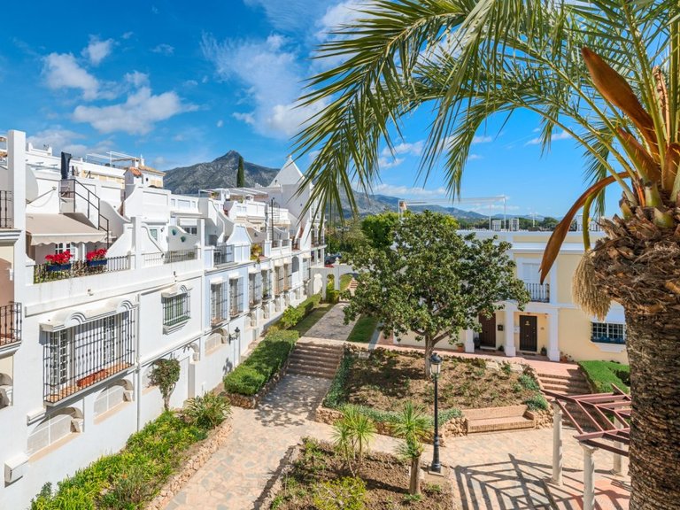 Town House for Sale in Marbella, Malaga 22