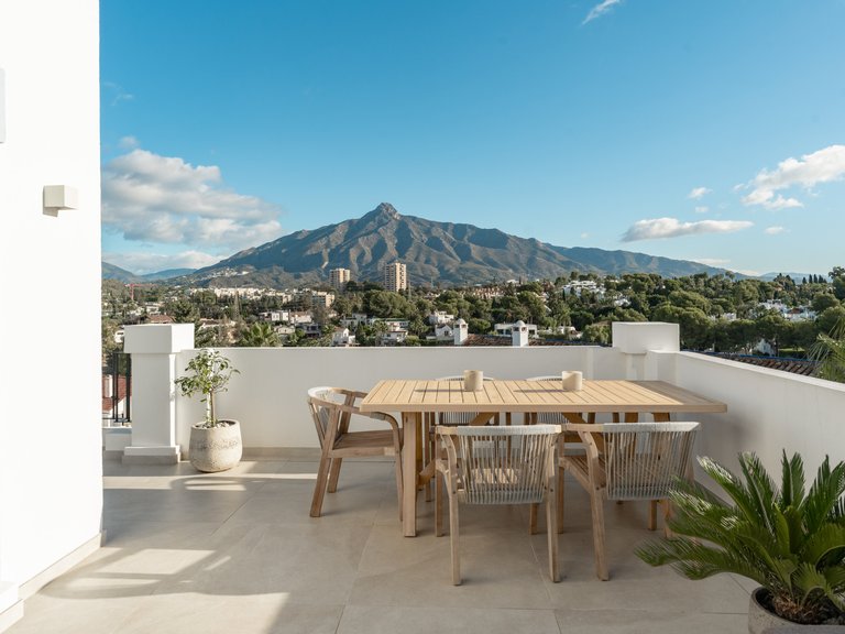 Town House for Sale in Marbella, Malaga 9