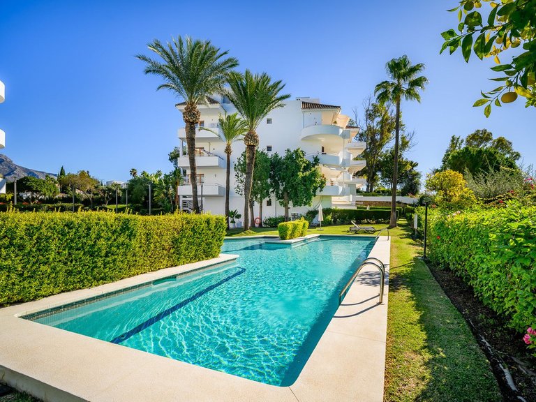 Apartment for Sale in Marbella, Malaga 17