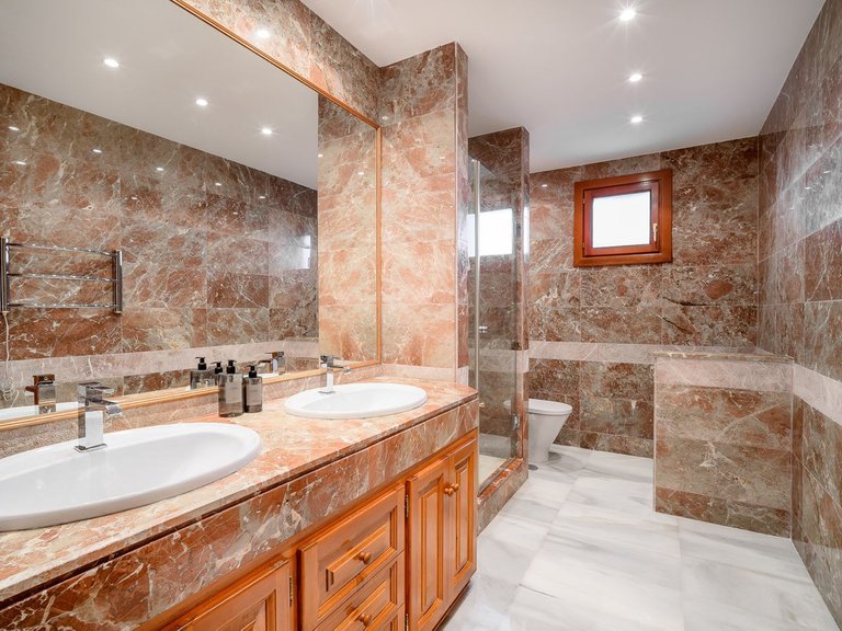 Apartment for Sale in Marbella, Malaga 13