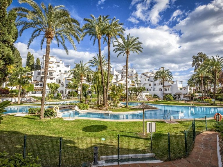Apartment for Sale in Marbella, Malaga 11