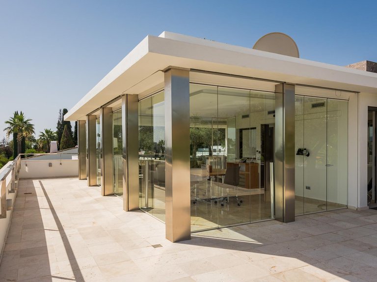 Villa for Sale in Marbella, Malaga 9