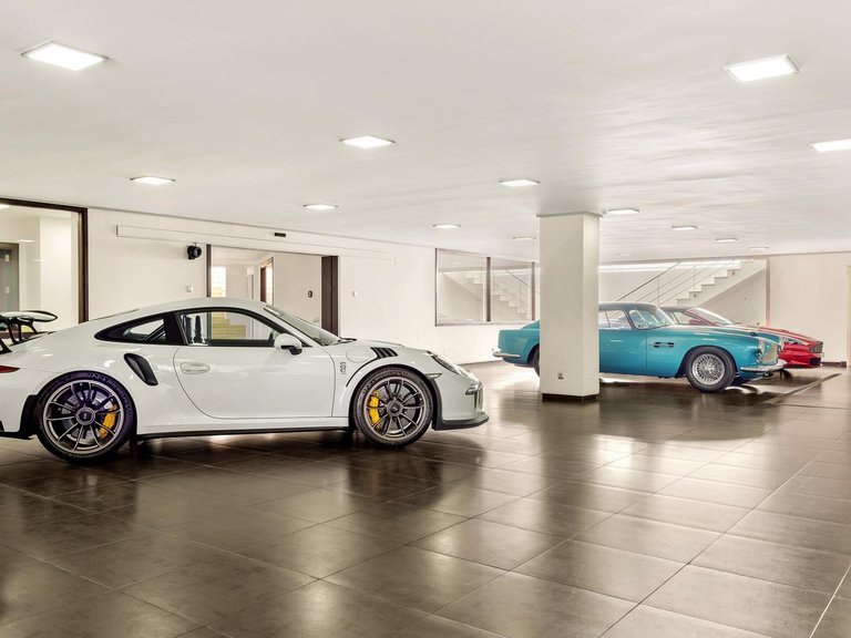 Villa for Sale in Marbella, Malaga 3