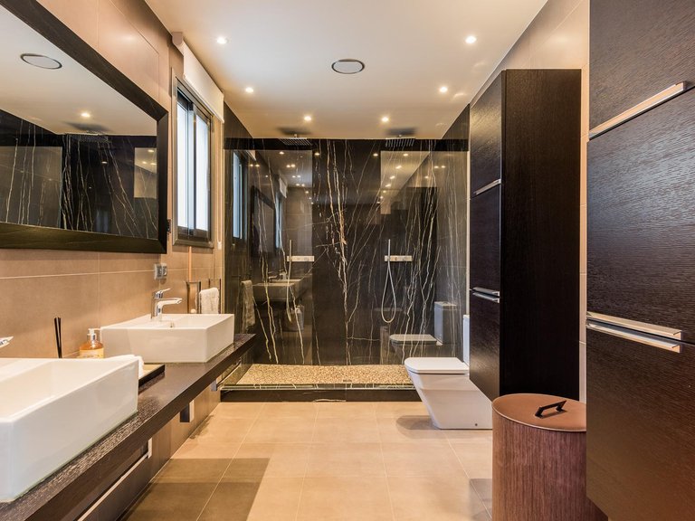 Villa for Sale in Marbella, Malaga 25