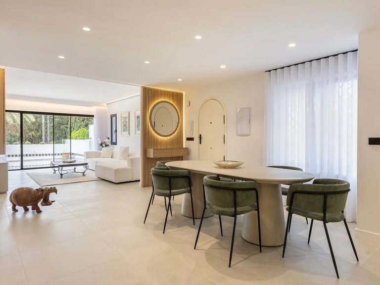 Apartment for Sale in Marbella, Malaga 9