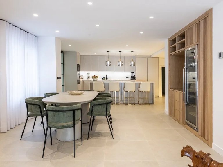 Apartment for Sale in Marbella, Malaga 21