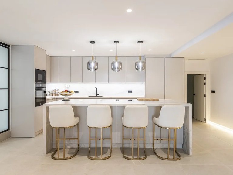 Apartment for Sale in Marbella, Malaga 3