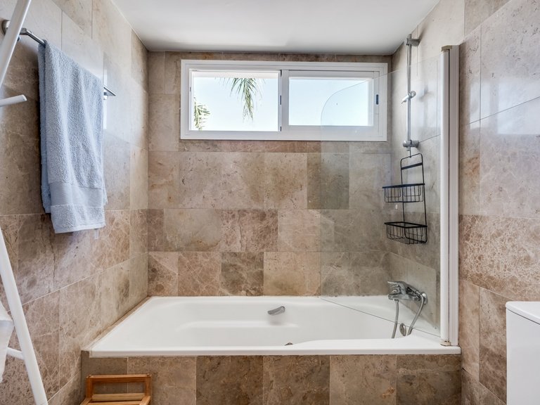 Town House for Sale in Marbella, Malaga 18