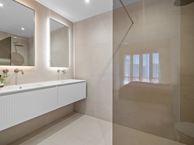 Apartment for Sale in Marbella, Malaga 11