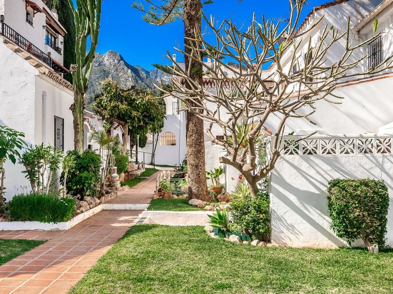 Town House for Sale in Marbella, Malaga 38