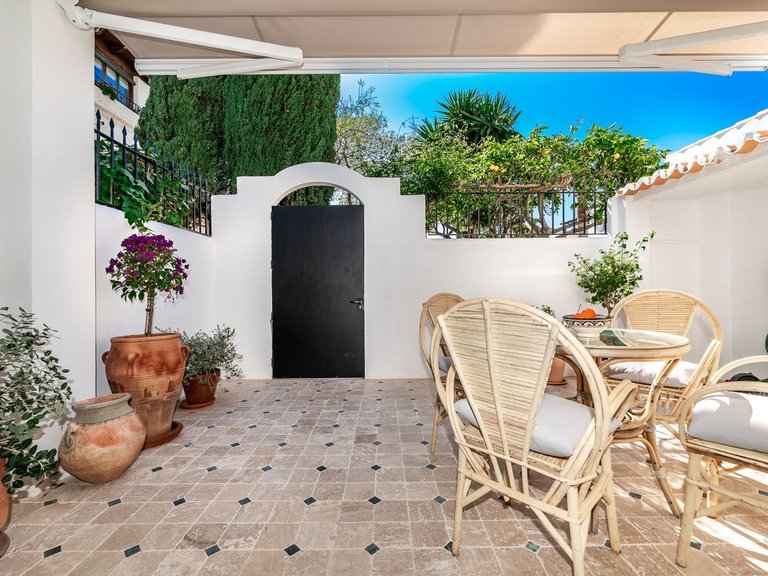 Town House for Sale in Marbella, Malaga 18