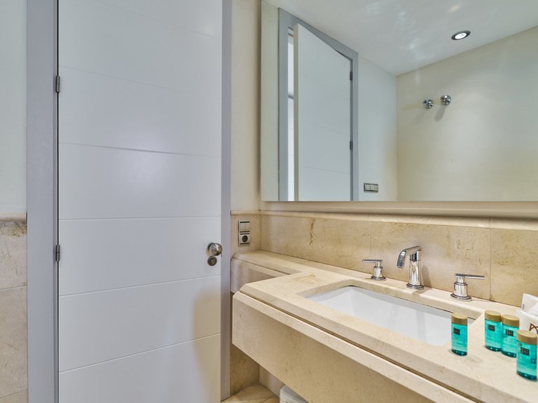 Apartment for Sale in Marbella, Malaga 10