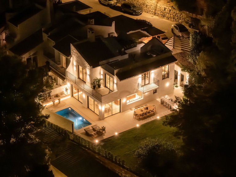 Semi-detached house in Peñablanca - Nueva Andalucia 3