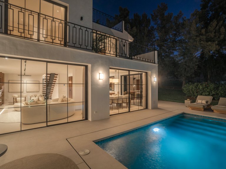 Semi-detached house in Peñablanca - Nueva Andalucia 2