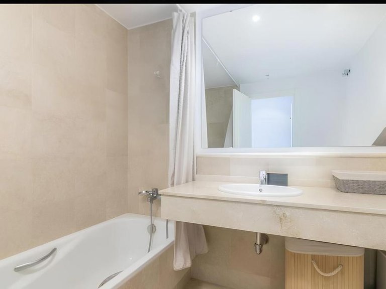 Apartment for Sale in Marbella, Malaga 12