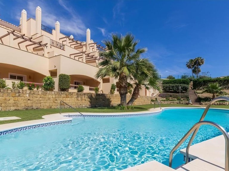 Apartment for Sale in Marbella, Malaga 15