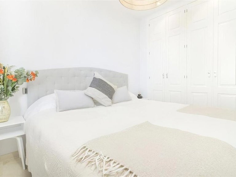 Apartment for Sale in Marbella, Malaga 11