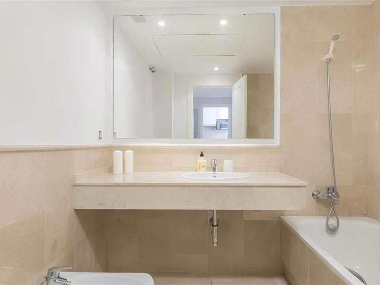 Apartment for Sale in Marbella, Malaga 14