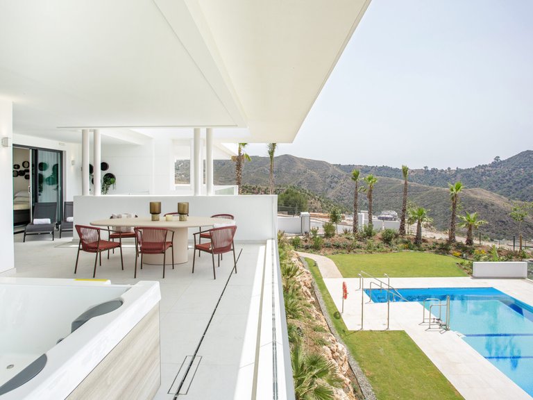 Apartment for Sale in Ojen, Malaga 13