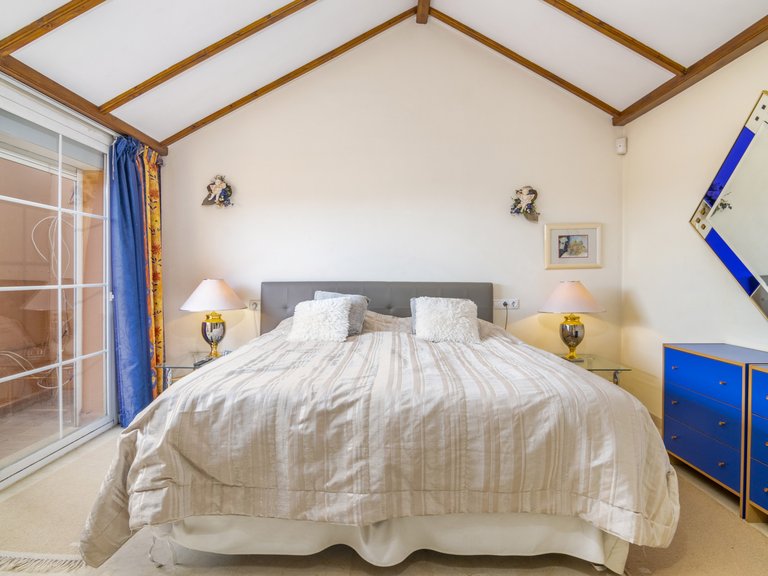 DUPLEX PENTHOUSE - NUEVA ANDALUCIA 8
