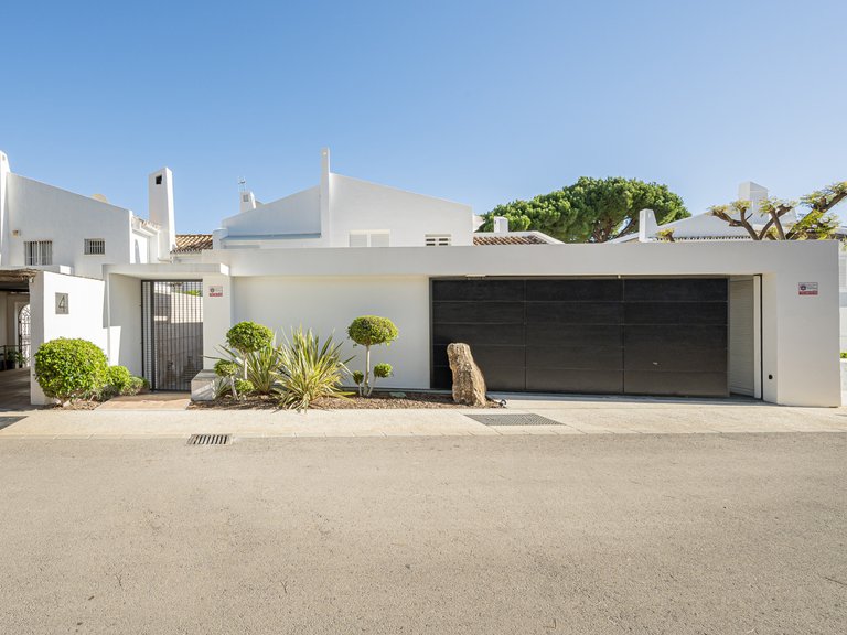 Town House for Sale in Marbella, Malaga 16