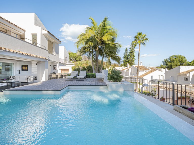 Town House for Sale in Marbella, Malaga 27