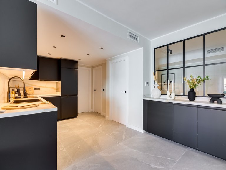 Apartment for Sale in Marbella, Malaga 14