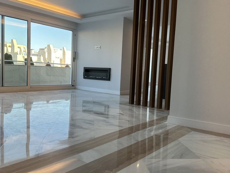Town House for Sale in Marbella, Malaga 19