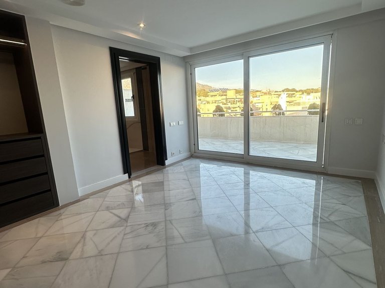Town House for Sale in Marbella, Malaga 5